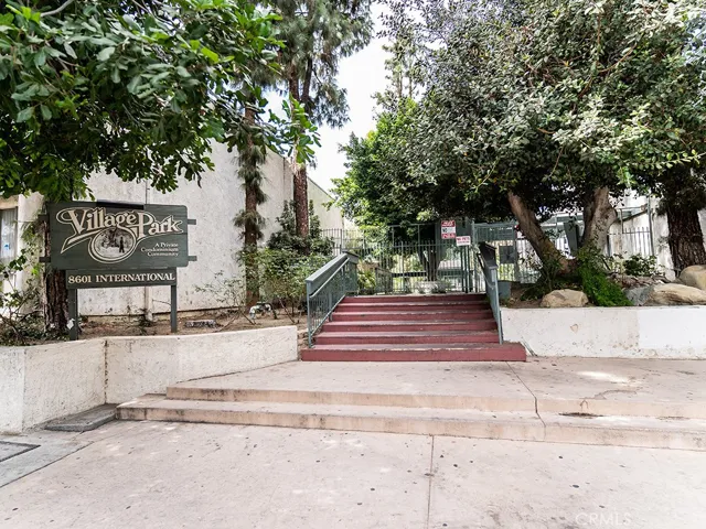 8601 International Ave 157, Canoga Park, California 91304