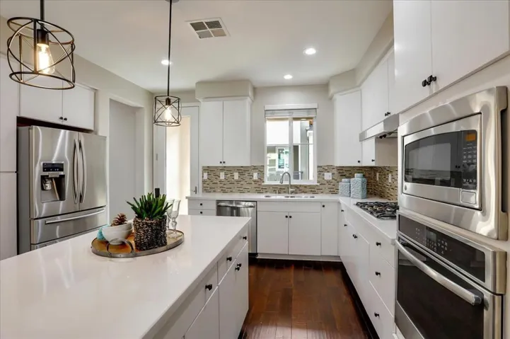 , Sunnyvale, California 94085