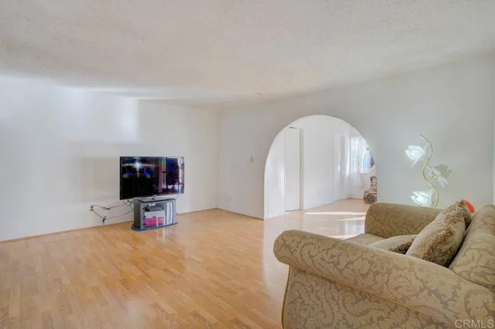 7009 Windward Street, San Diego, California 92114