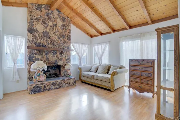 7009 Windward Street, San Diego, California 92114