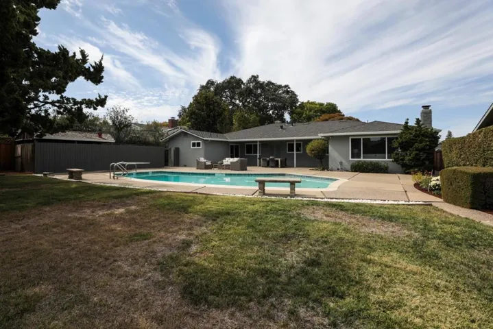 , Mountain View, California 94040