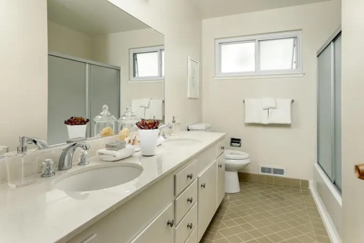 , Mountain View, California 94040