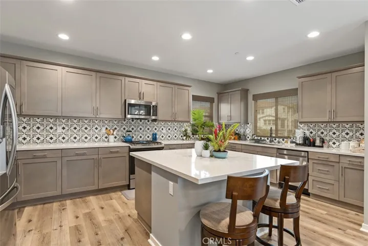 610 Shadowbrook, Lake Forest, California 92610