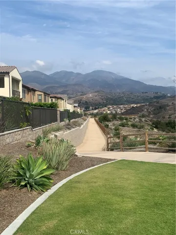 610 Shadowbrook, Lake Forest, California 92610