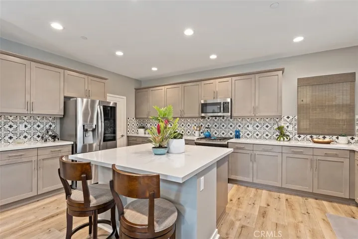 610 Shadowbrook, Lake Forest, California 92610