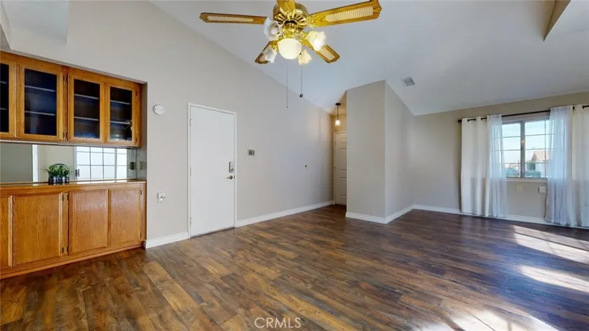 15809 Cedarwood, Victorville, California 92395