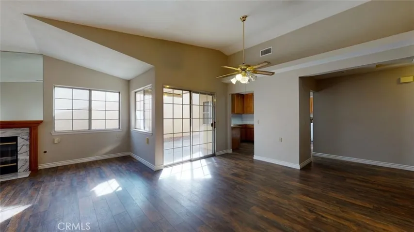 15809 Cedarwood, Victorville, California 92395