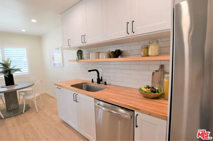 1333 Yale Street 8, Santa Monica, California 90404