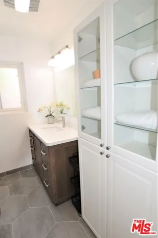 1333 Yale Street 8, Santa Monica, California 90404