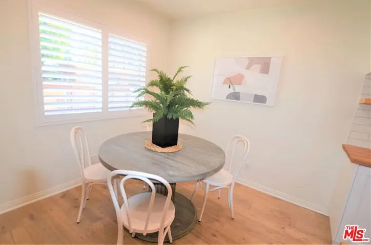 1333 Yale Street 8, Santa Monica, California 90404