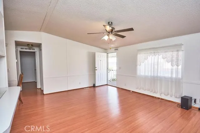 9161 Santa Fe Avenue E 75, Hesperia, California 92345