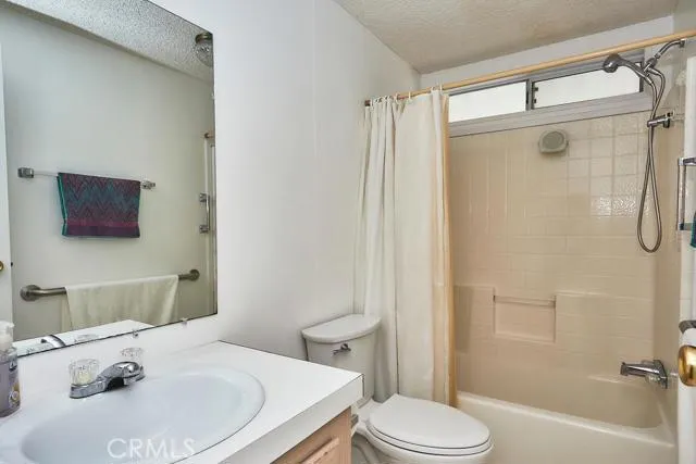 9161 Santa Fe Avenue E 75, Hesperia, California 92345