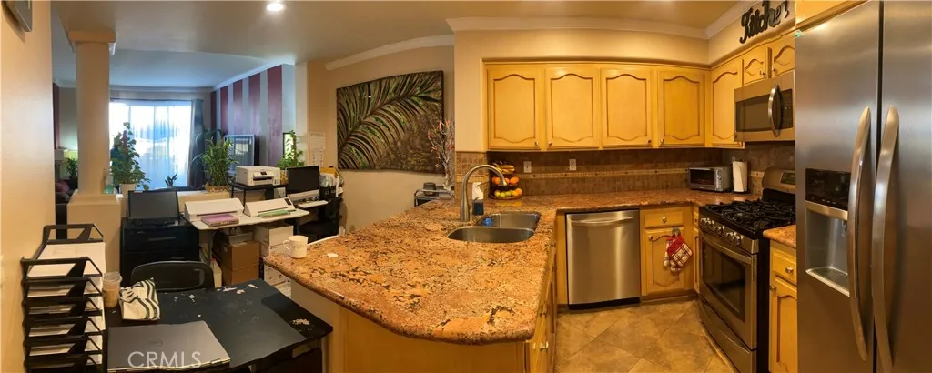 18122 Flynn Drive 3106, Canyon Country, California 91387