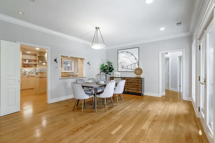 , Palo Alto, California 94301