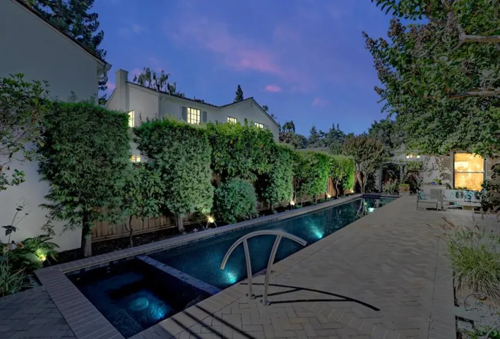 , Palo Alto, California 94301