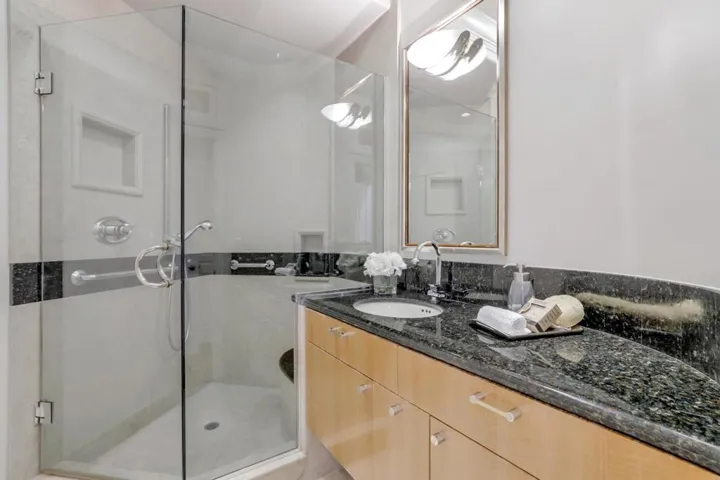 , Palo Alto, California 94301