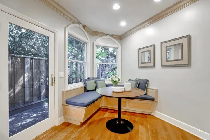 , Palo Alto, California 94301