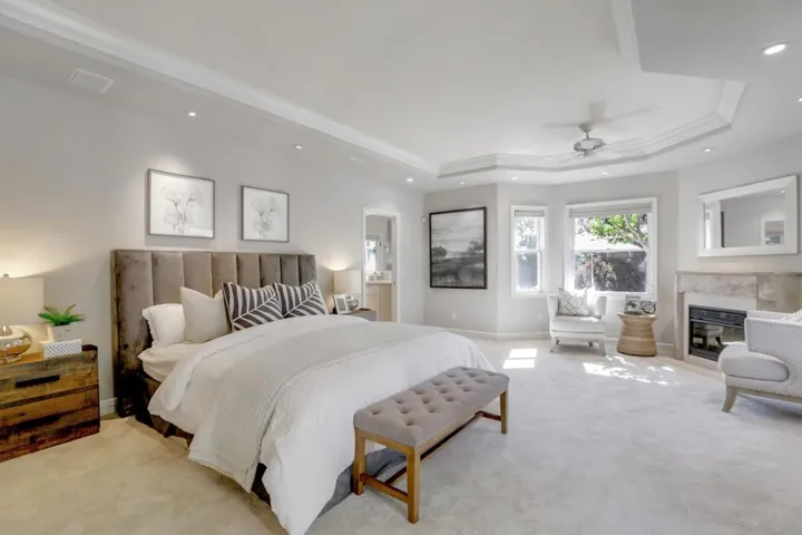 , Palo Alto, California 94301