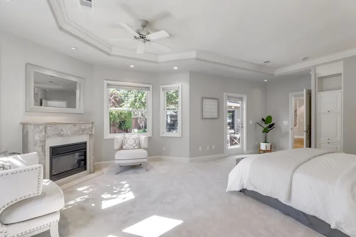 , Palo Alto, California 94301