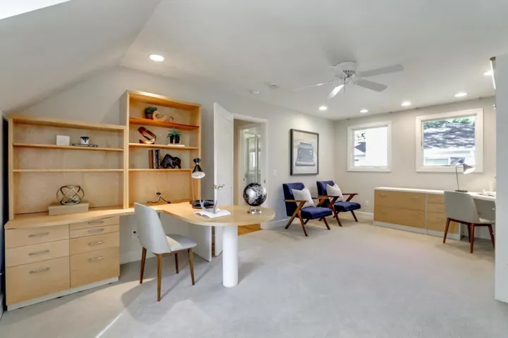 , Palo Alto, California 94301
