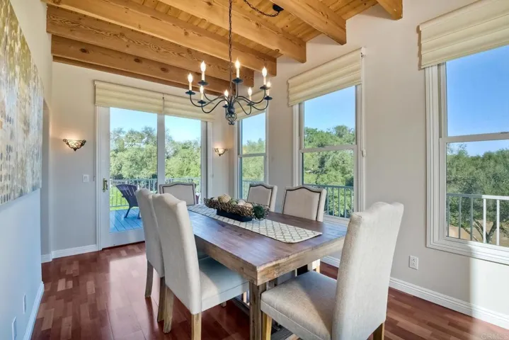 Light & bright dining room with AMAZING panoramic views!!