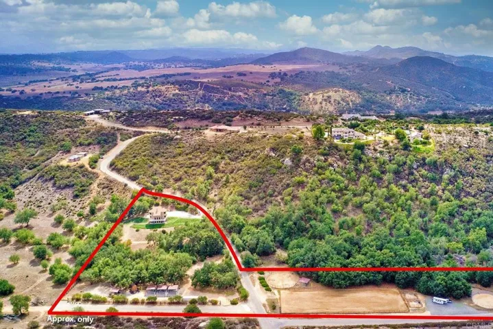 Beautiful 6.1 usable acres - an equestrian delight!