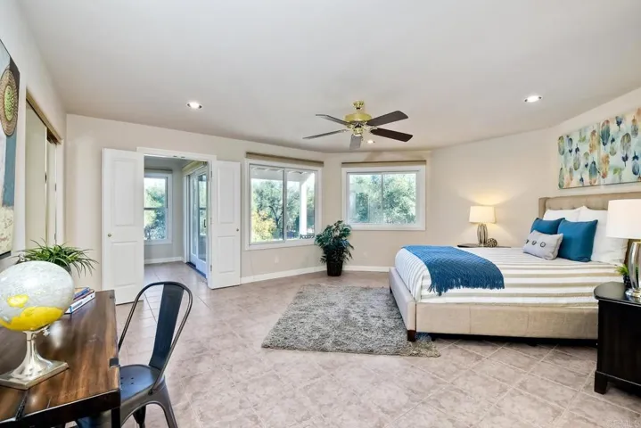 You will appreciate the size of all the bedrooms!!