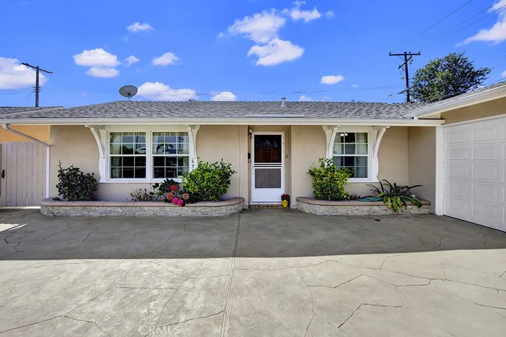 6502 Santa Monica Avenue, Garden Grove, California 92845