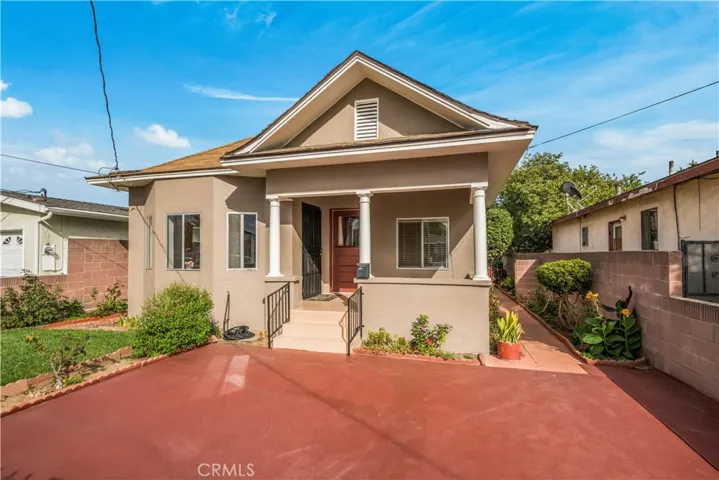1044 Flint Avenue, Wilmington, California 90744