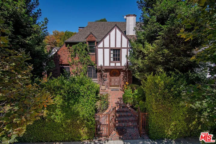 959 S Longwood Avenue, Los Angeles, California 90019