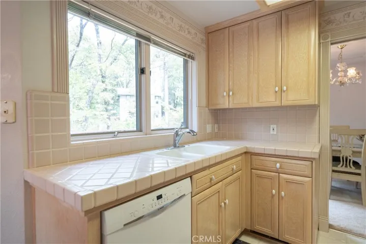 4904 Chateau Way, Forest Ranch, California 95942