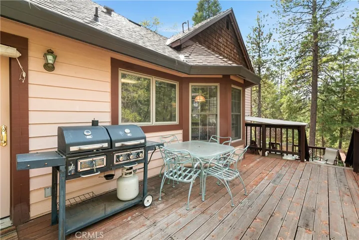 4904 Chateau Way, Forest Ranch, California 95942