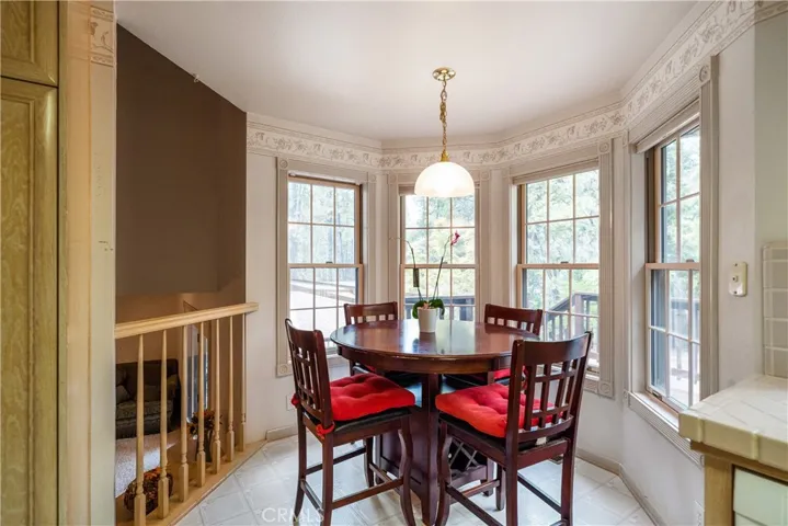 4904 Chateau Way, Forest Ranch, California 95942