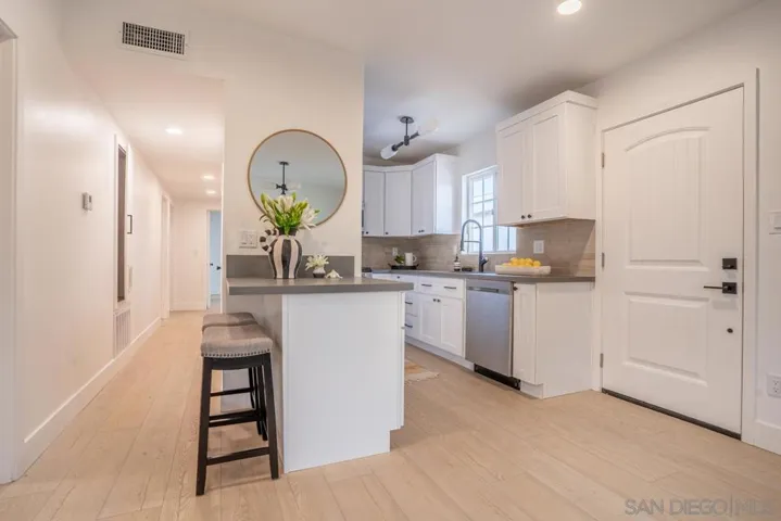 6235 Anvil Lake Ave, San Diego, California 92119