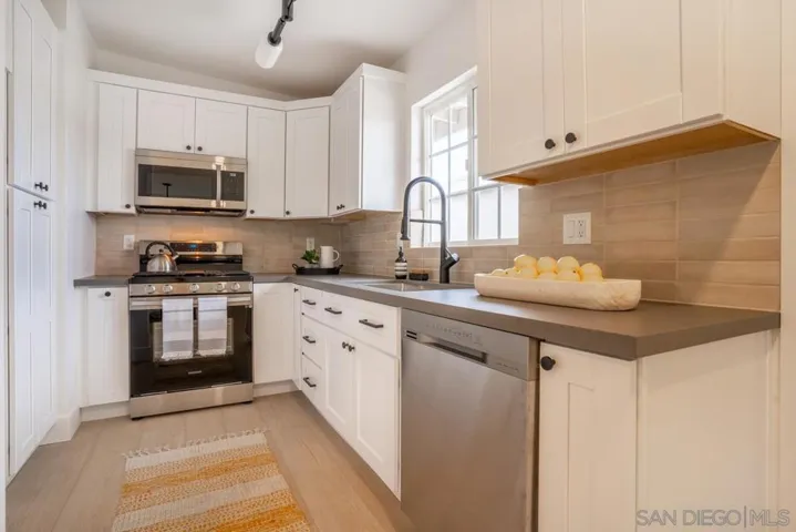 6235 Anvil Lake Ave, San Diego, California 92119