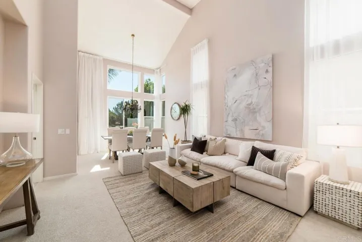 4221 Corte Favor, San Diego, California 92130