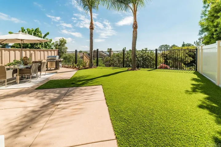 4221 Corte Favor, San Diego, California 92130