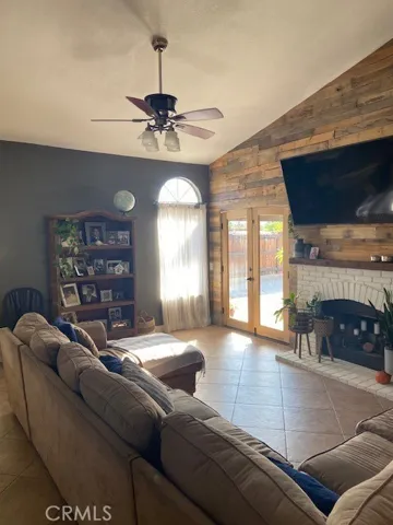33691 Cherry St., Wildomar, California 92595