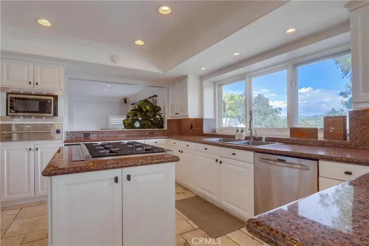 30032 Hillside Terrace Road, San Juan Capistrano, California 92675