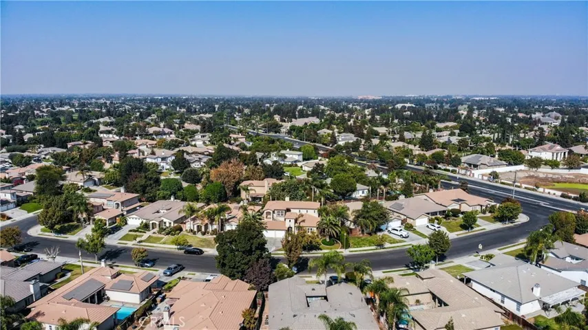 11316 Rotherfield Place, Bakersfield, California 93311