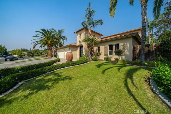 11316 Rotherfield Place, Bakersfield, California 93311