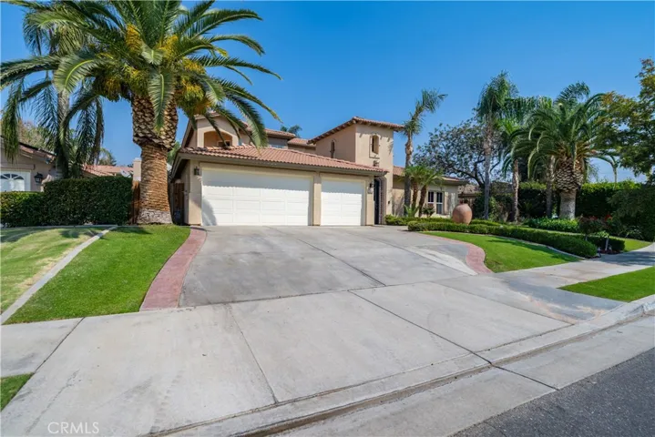 3 car garage and driveway parking