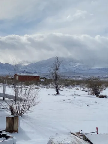 9835 Midway Avenue, Lucerne Valley, California 92356