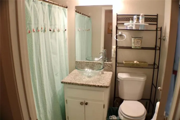 9835 Midway Avenue, Lucerne Valley, California 92356