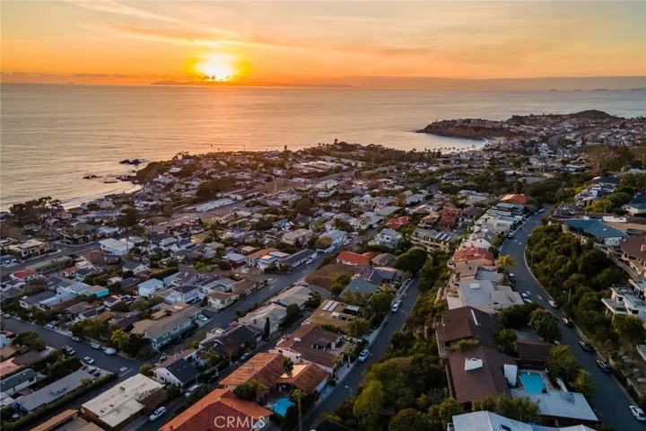 481 Dartmoor Street, Laguna Beach, California 92651