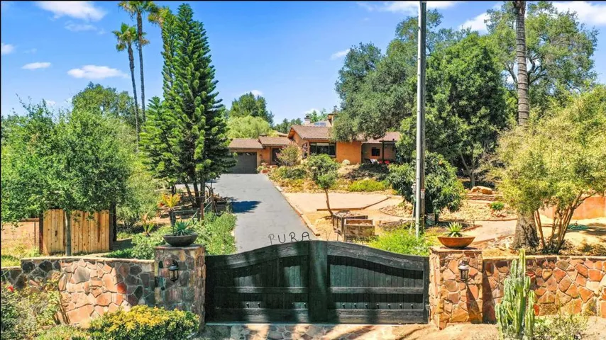 1729 S Hill, Fallbrook, California 92028