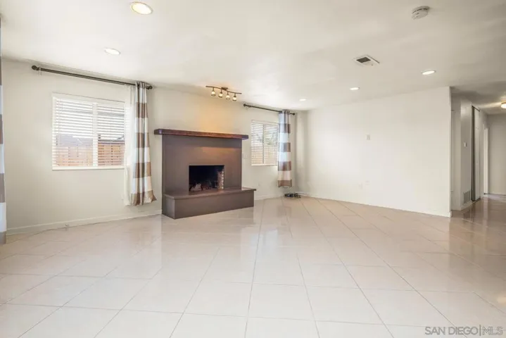 5562 Chattanooga St, San Diego, California 92139