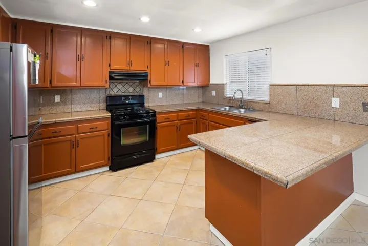 5562 Chattanooga St, San Diego, California 92139