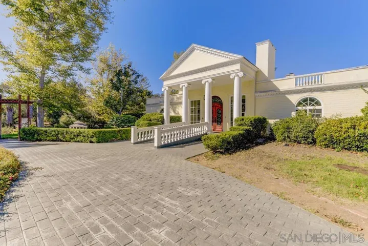 4735 Olive Hill, Fallbrook, California 92028