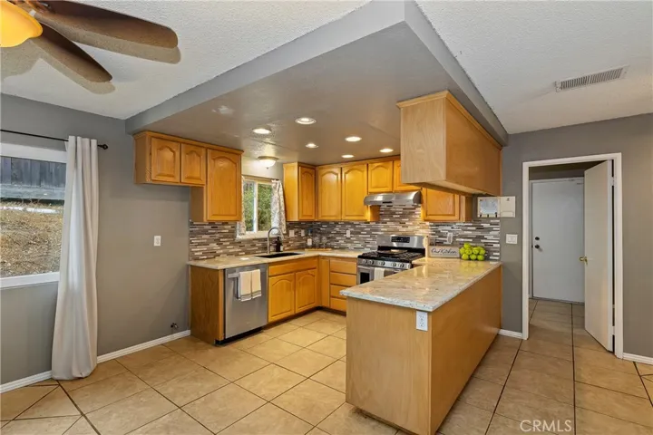 19576 Arcadia Street, Corona, California 92881